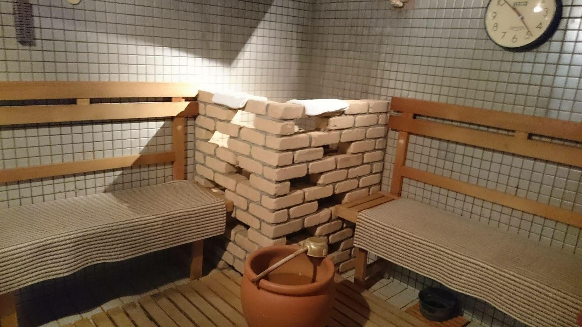 Capsule And Sauna New Japan Ex Hiroshima Extérieur photo